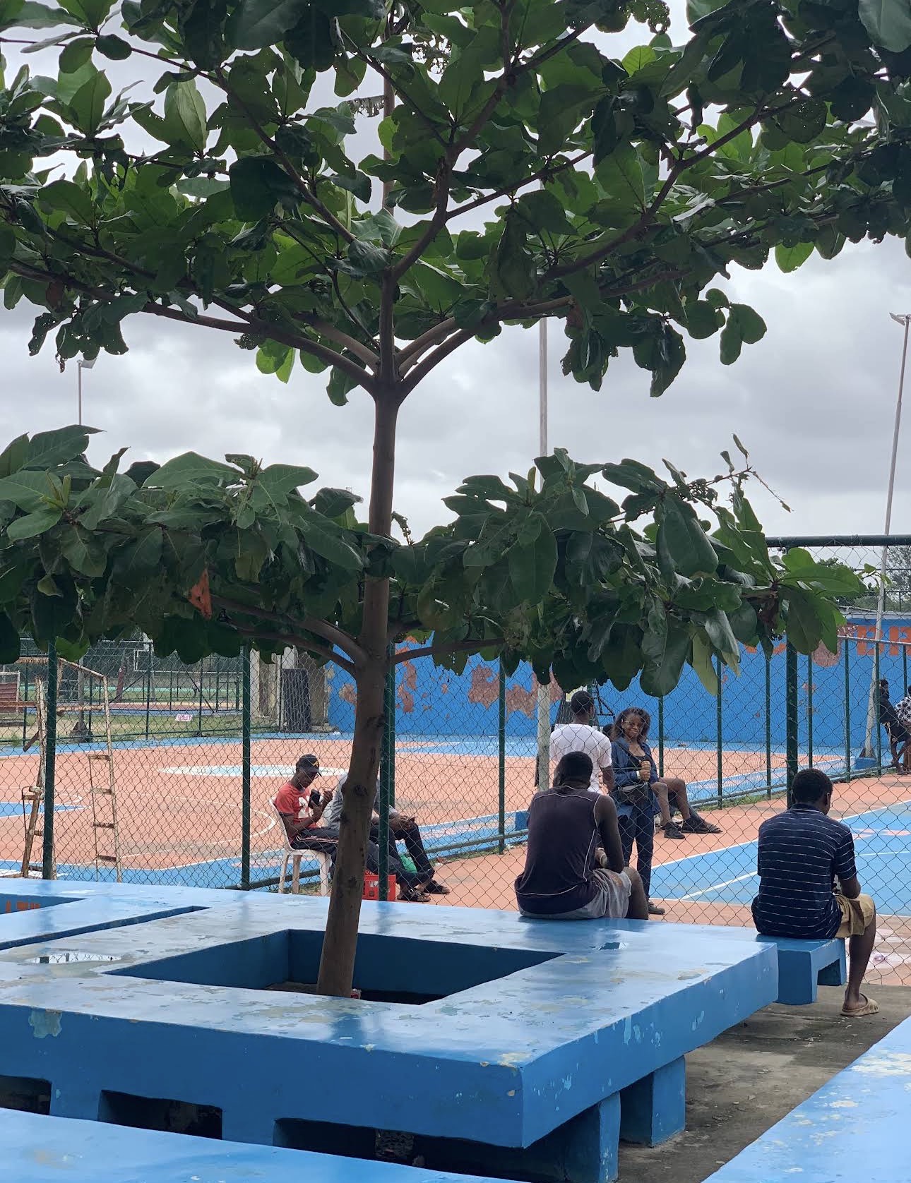 Monaliza Tennis Club seating